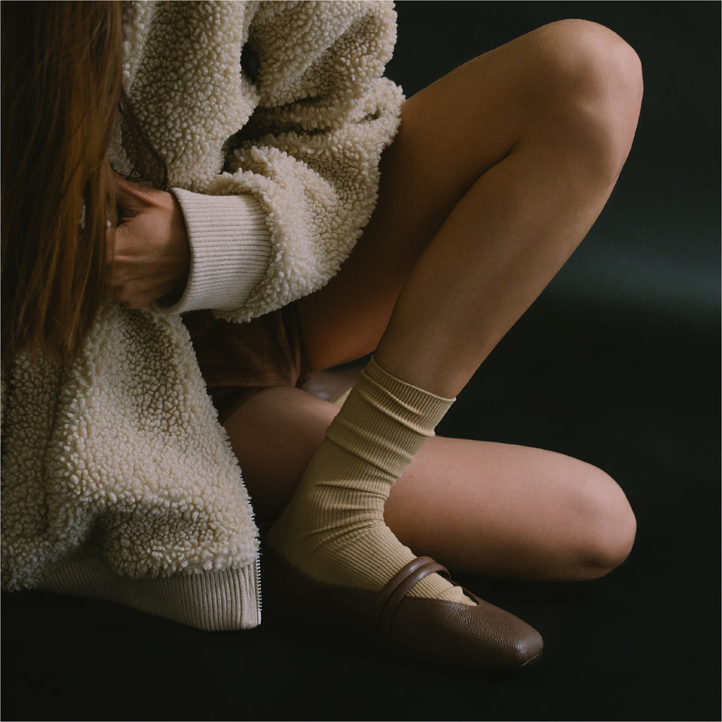 Fouetté Mocca modelo sobre rodilla