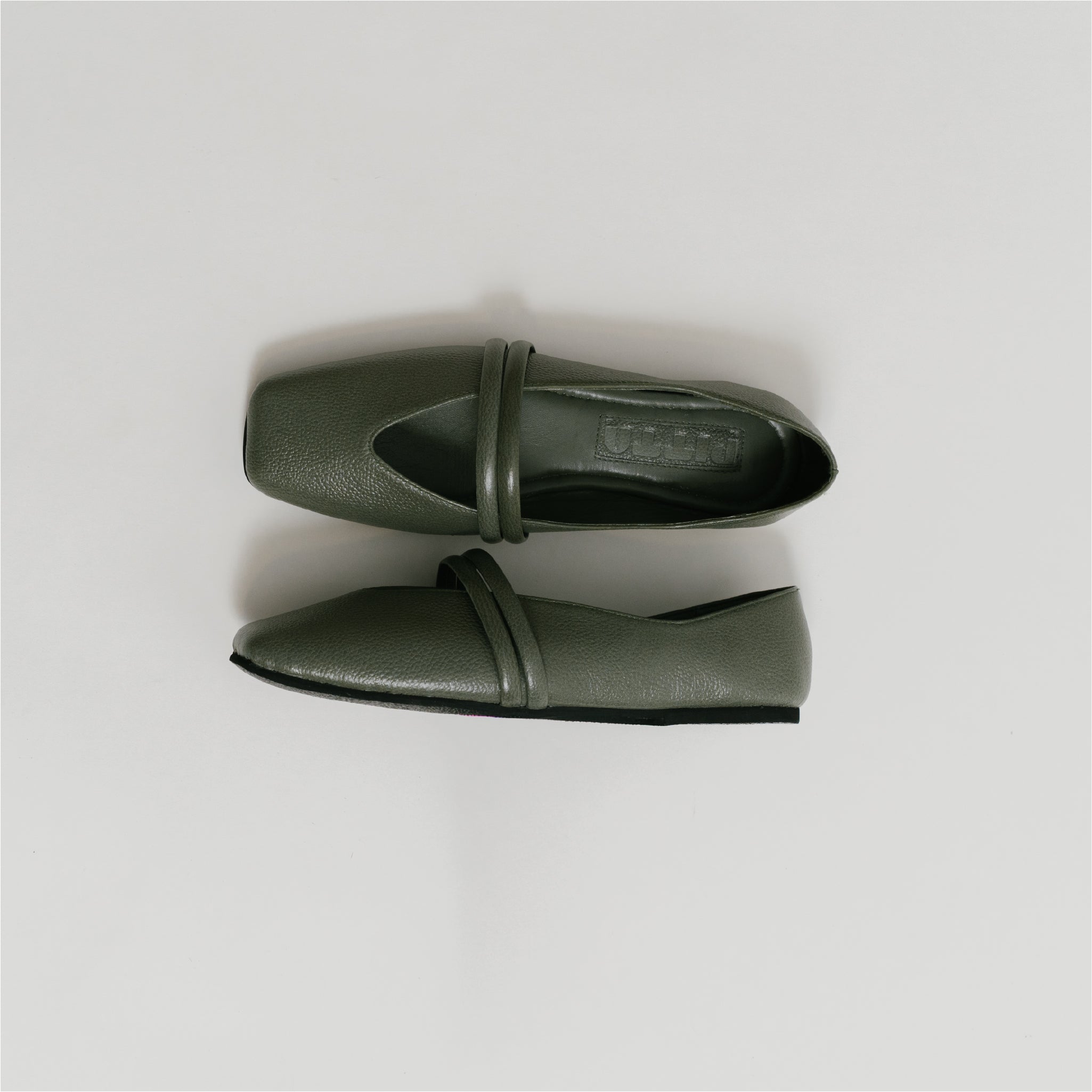 Foutté verde oliva superior y lateral